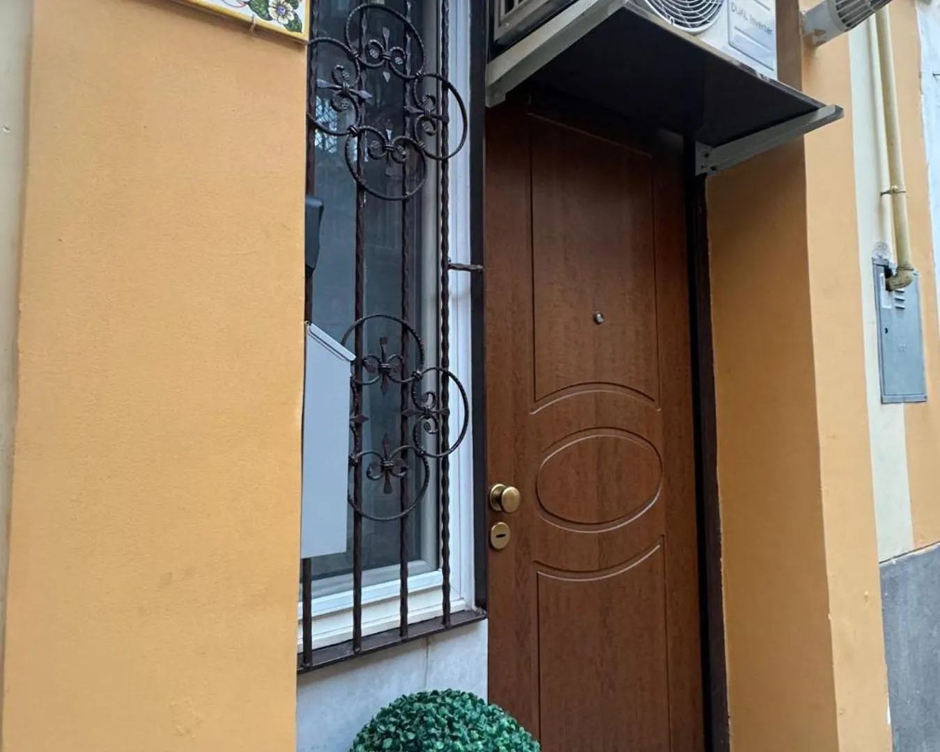 Apartment Casina Via Foria Bed & Breakfast Naples