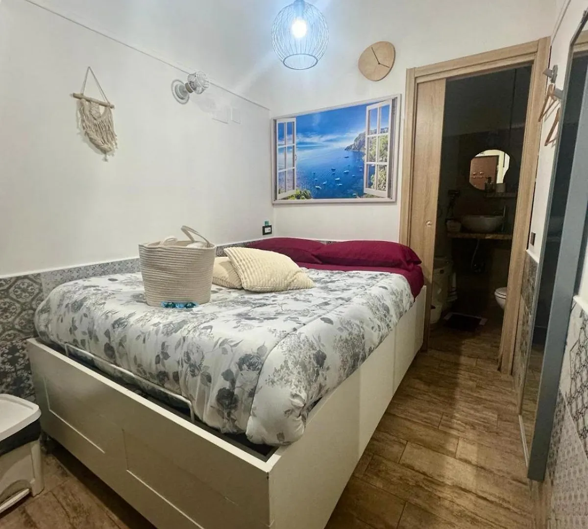 Apartment Casina Via Foria Bed & Breakfast Naples